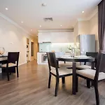 Skyline Tower - Service Apartments