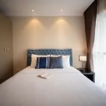 Skyline Tower - Service Apartments