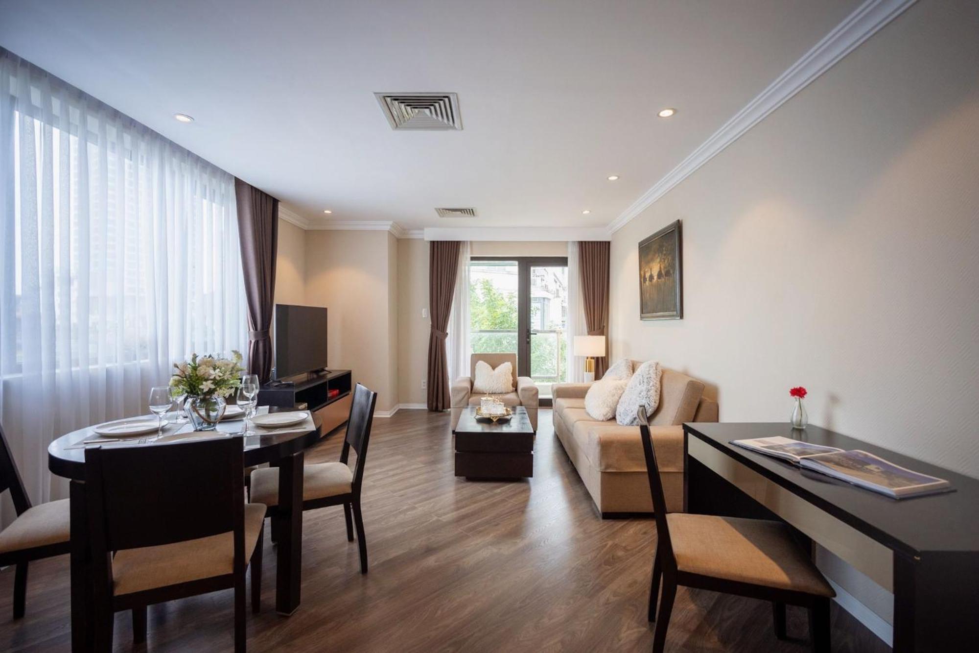 Skyline Tower - Service * Hanoi