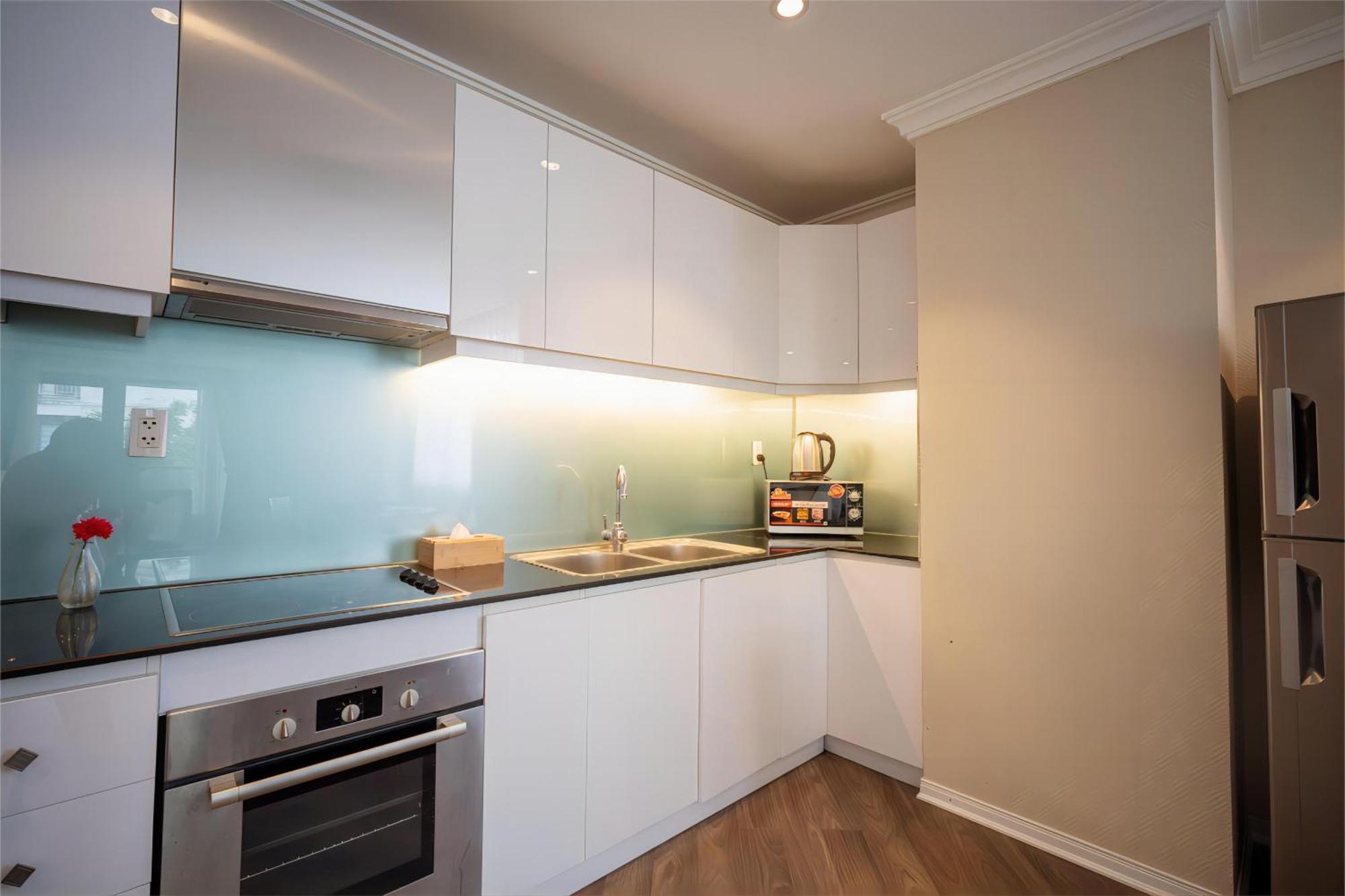 Skyline Tower - Service Apartment
